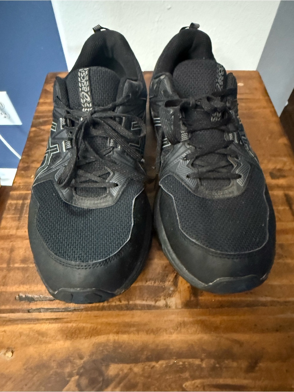 Asics Gel Venture 8 Extra Wide Trail Running Shoes Mens Size 11 2E All Black